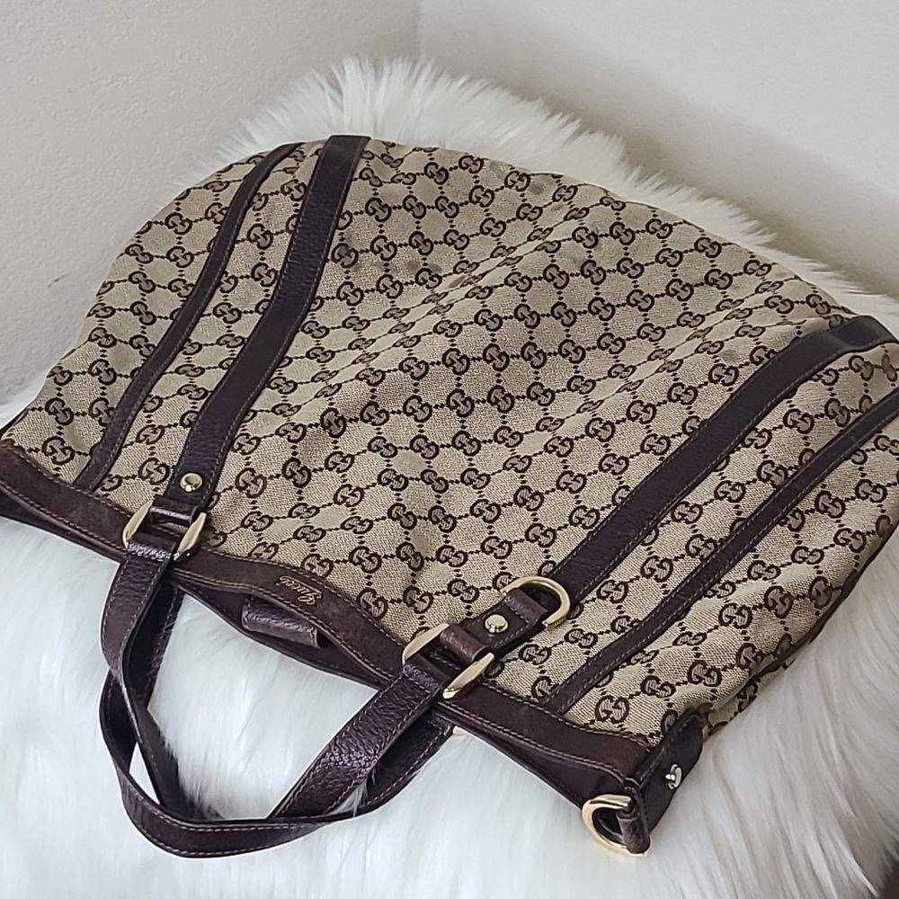💯Authentic Gucci Tote Handbag 🍀 - Picture 11 of 17